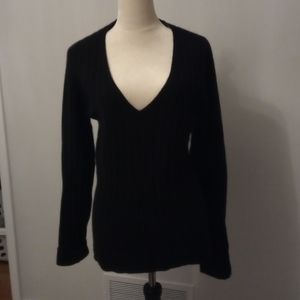 COPY - Naadam cashmere v-neck sweater sz XL